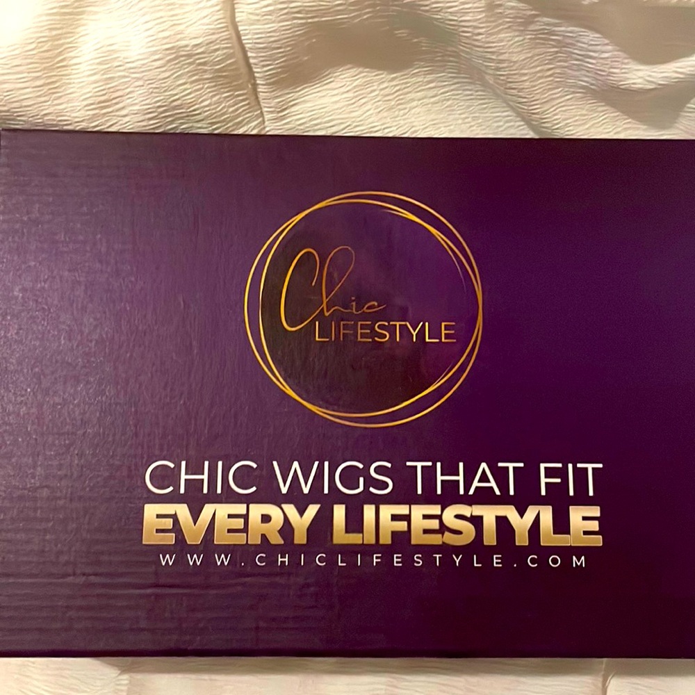 Brand New Chic Lifestyle Ashley Strawberry Kiss Luxury Wig